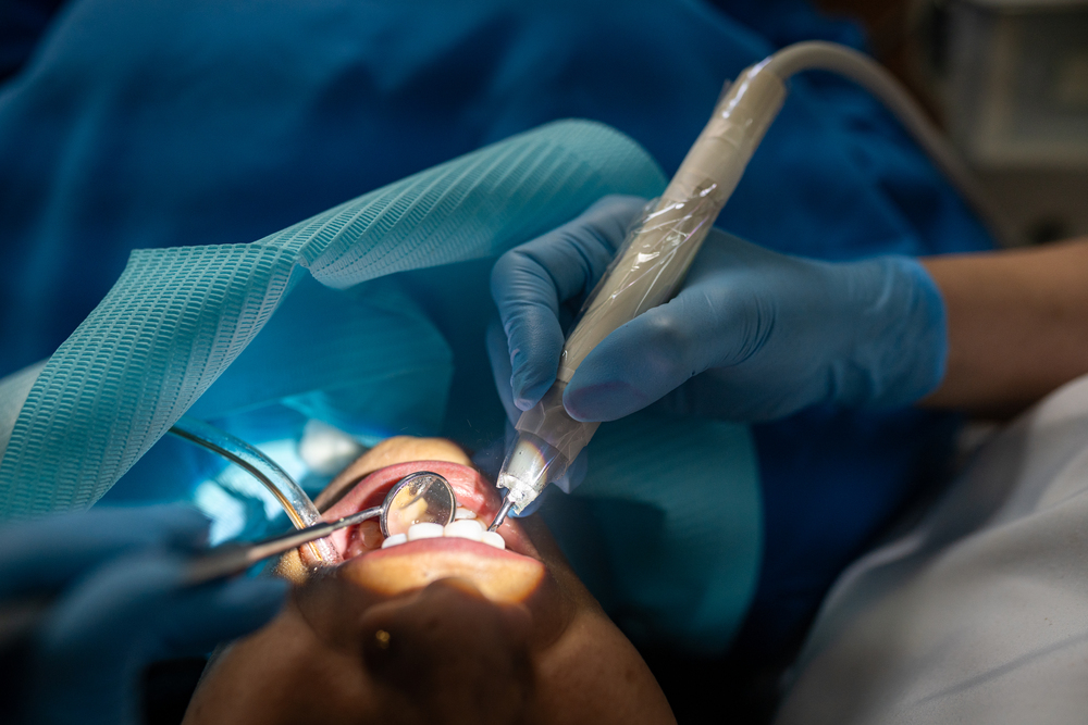 Where to perform your microscopic root canal in Panama
