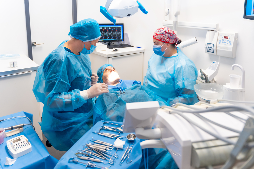Implantes dentales restauración segura y duradera